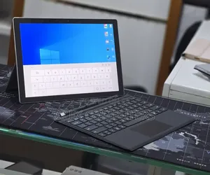 New Laptop Microsoft Surface 16GB Intel Core i7 SSD 256GB
