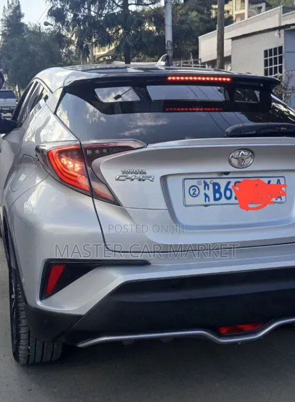 Toyota C-HR 2020 Silver