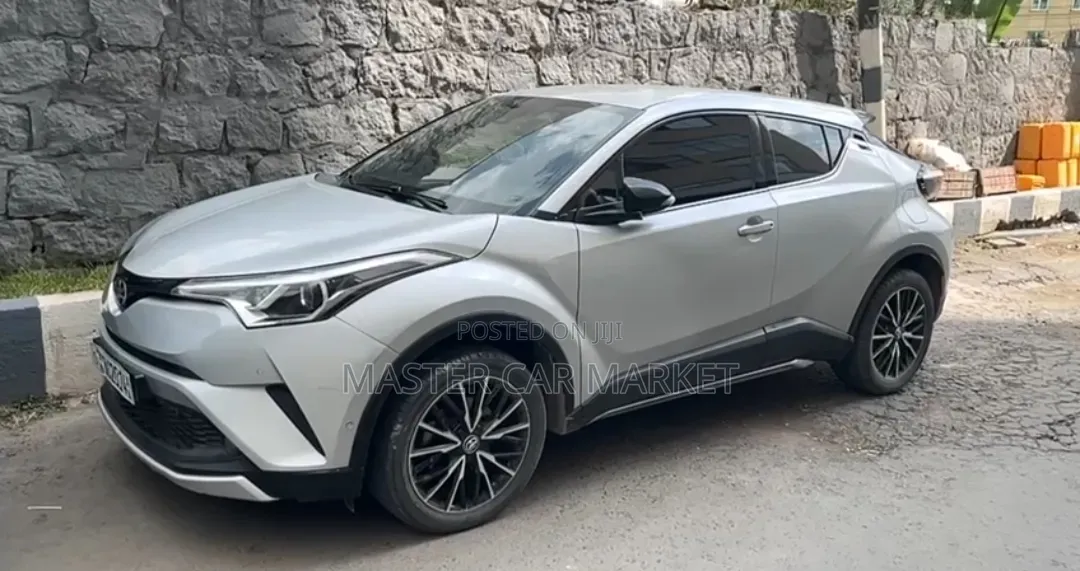 Toyota C-HR 2020 Silver