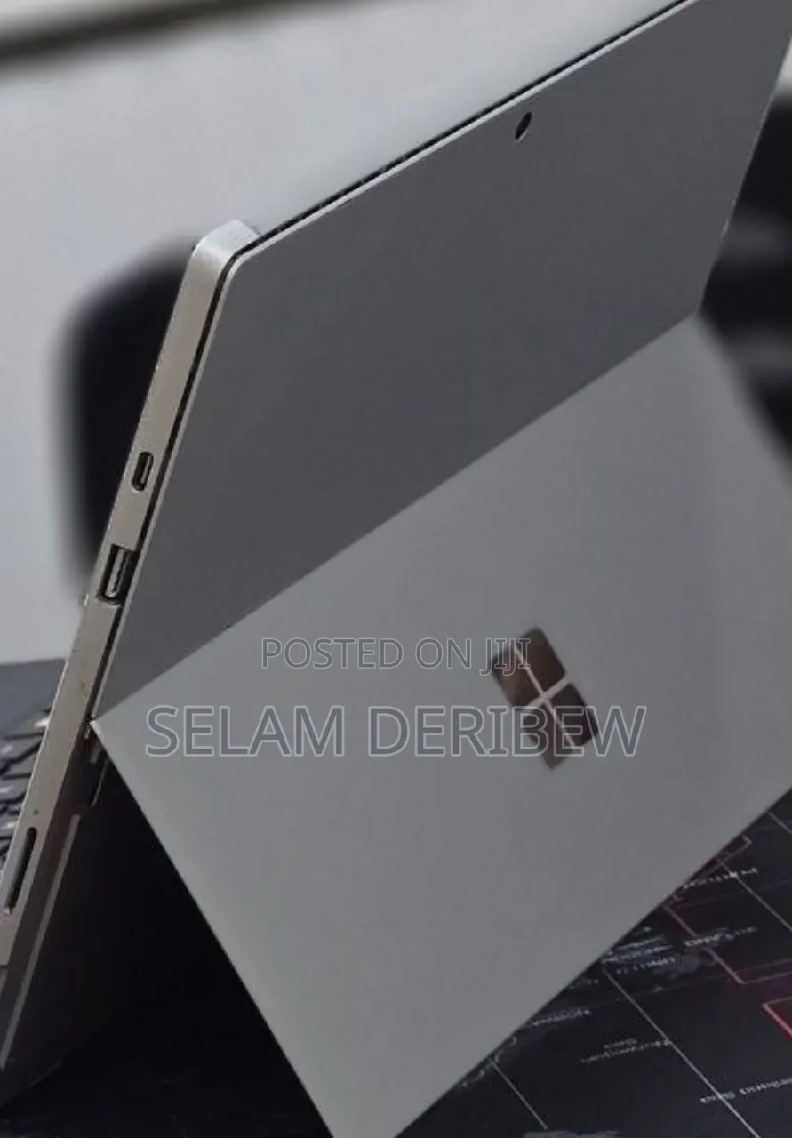 New Laptop Microsoft Surface Pro 7 16GB Intel Core i5 SSD 256GB