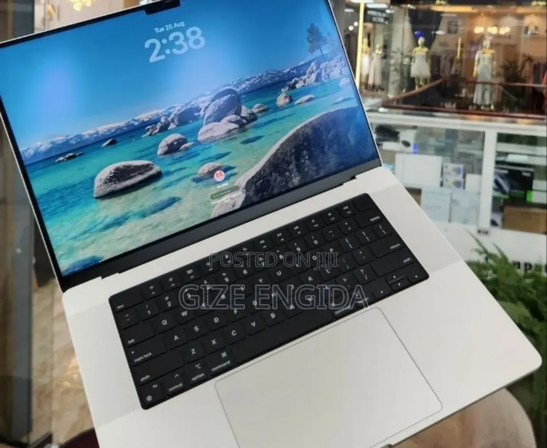 New Laptop Apple MacBook Pro 2021 M1 16GB Apple M1 SSD 1T