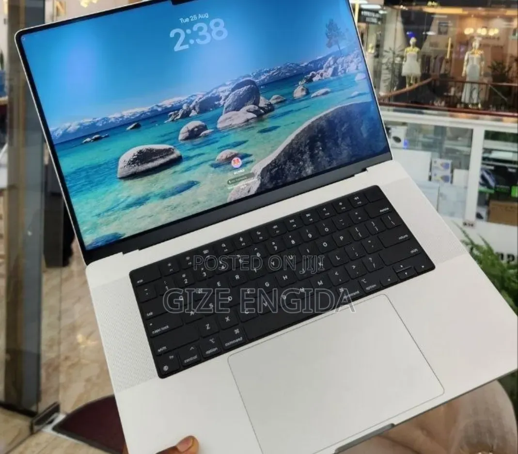 New Laptop Apple MacBook Pro 2021 M1 16GB Apple M1 SSD 1T