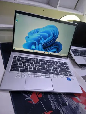 New Laptop HP EliteBook 840 G8 16GB Intel Core i5 SSD 512GB