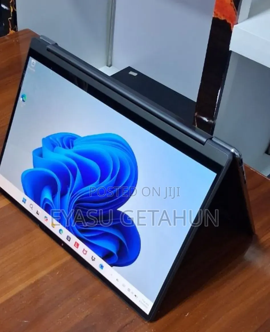 New Laptop Lenovo Yoga 9i 16GB Intel Core i7 SSD 1T