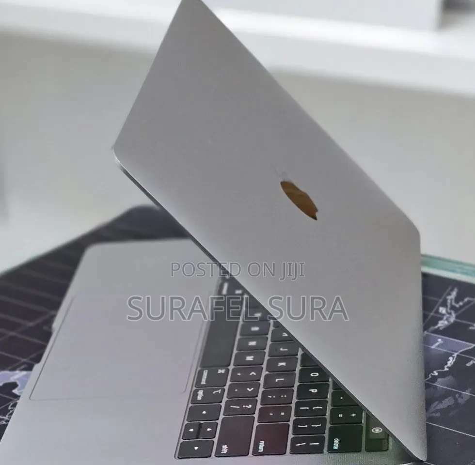 New Laptop Apple MacBook Pro 2020 M1 16GB Apple M1 Pro SSD 512GB
