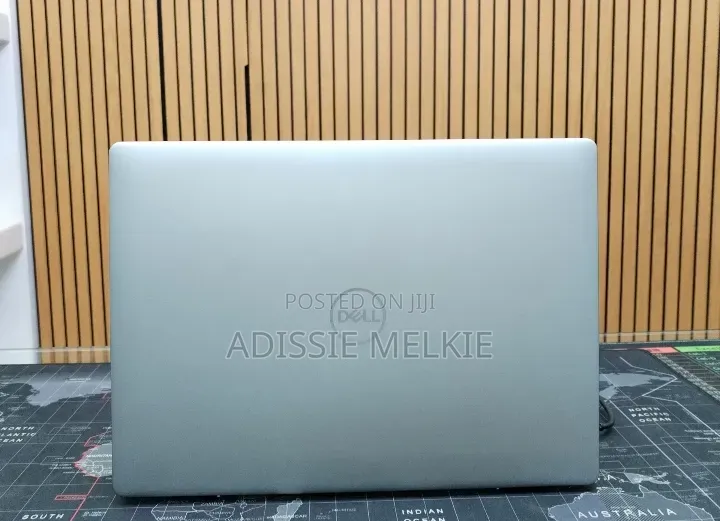 New Laptop Dell Inspiron 14 7440 16GB Intel Core Ultra 7 SSD 1T