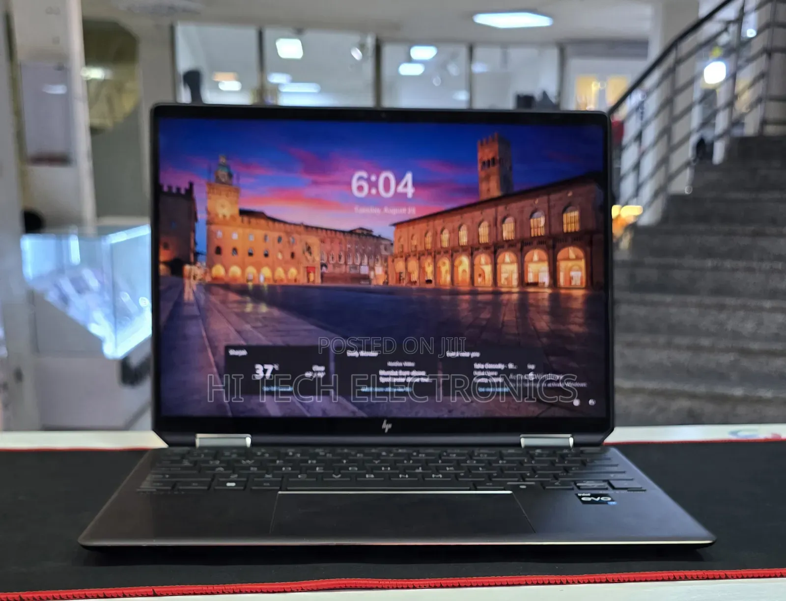 New Laptop HP Spectra 13 16GB Intel Core i7 SSD 512GB