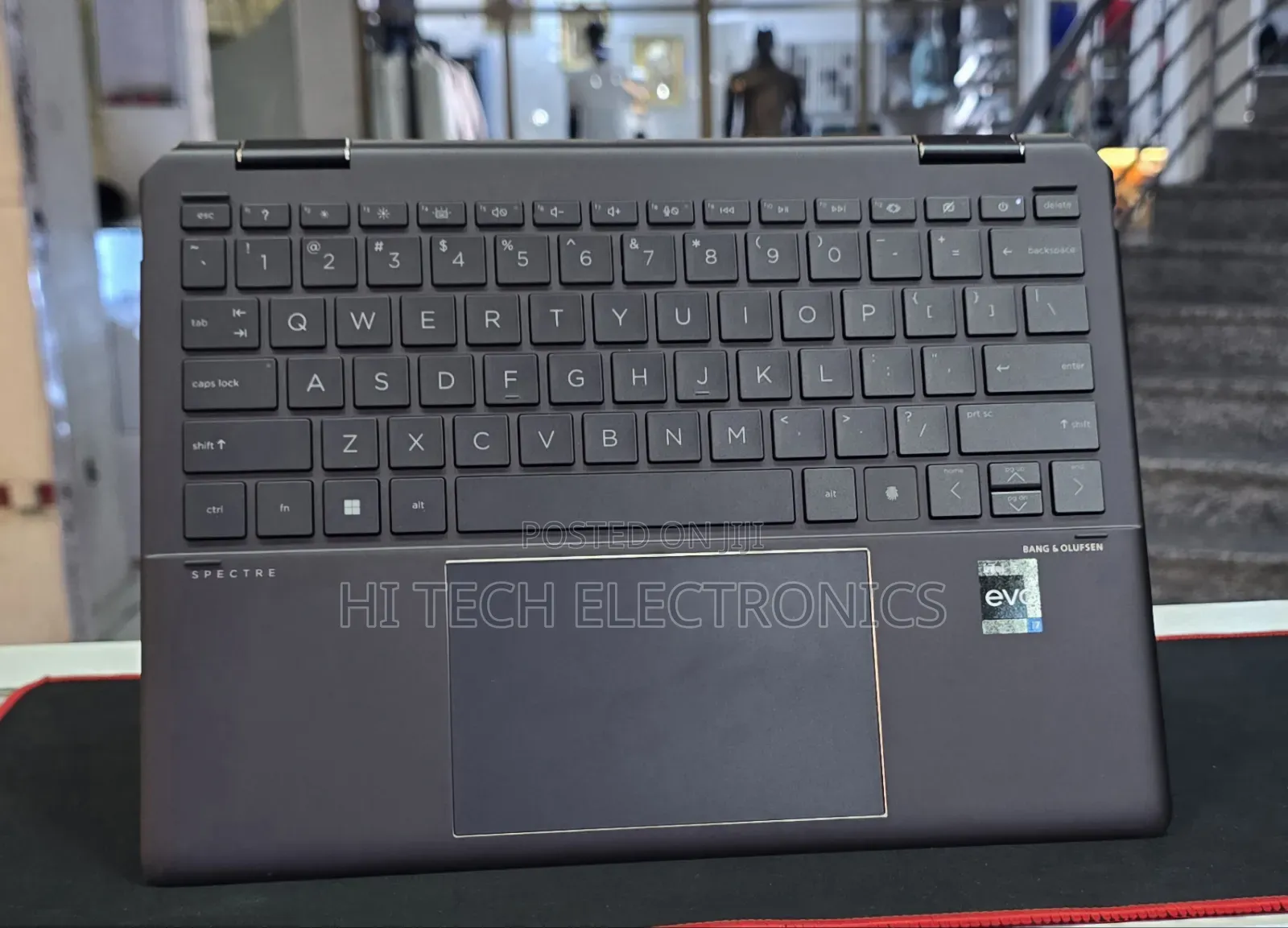 New Laptop HP Spectra 13 16GB Intel Core i7 SSD 512GB