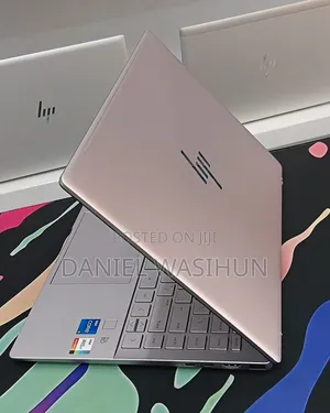 New Laptop HP Pavilion 14 16GB Intel Core i5 SSD 1T