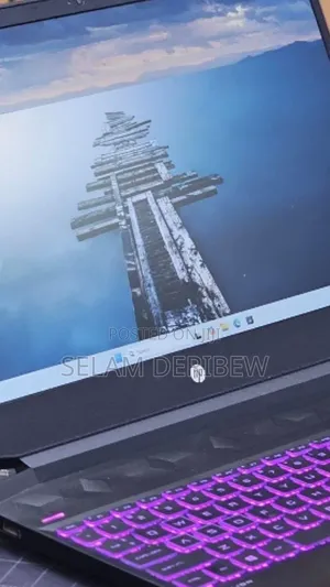 New Laptop HP Pavilion 13 8GB AMD Ryzen 5 SSD 512GB