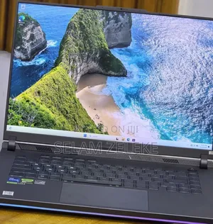 New Laptop Asus ROG Strix G16 16GB Intel Core i7 SSD 1T