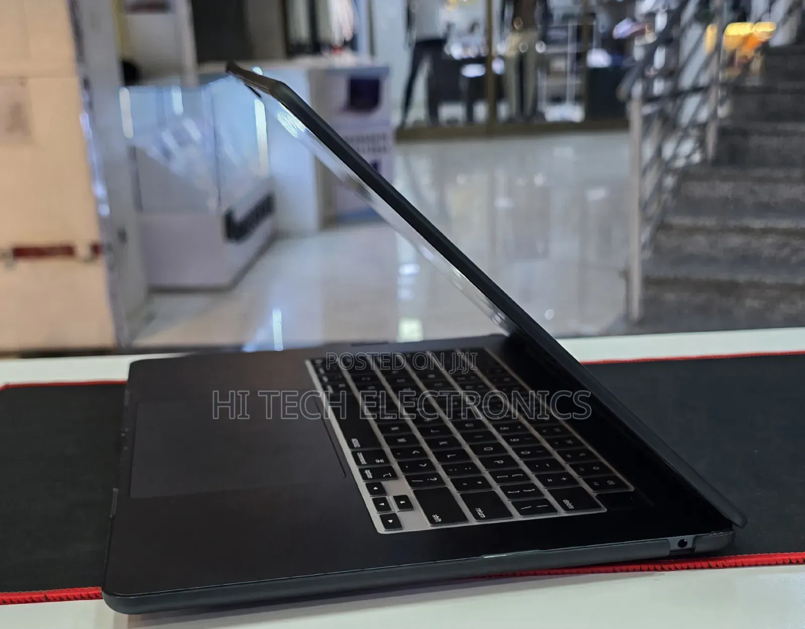 New Laptop Apple MacBook Air 2026 M5 16GB Apple M5 SSD 16 GB