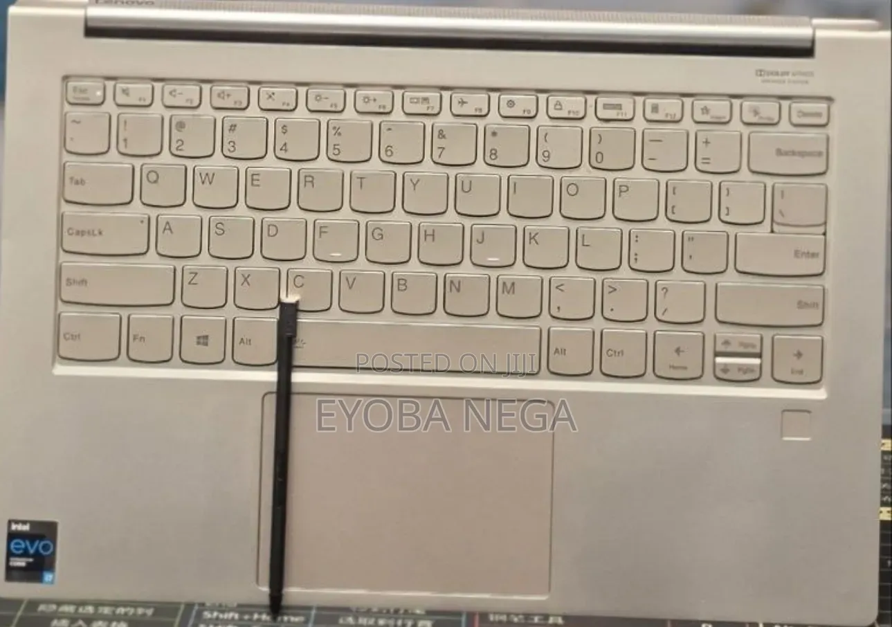 Laptop Lenovo Yoga 9i 16GB Intel Core i7 SSD 512GB