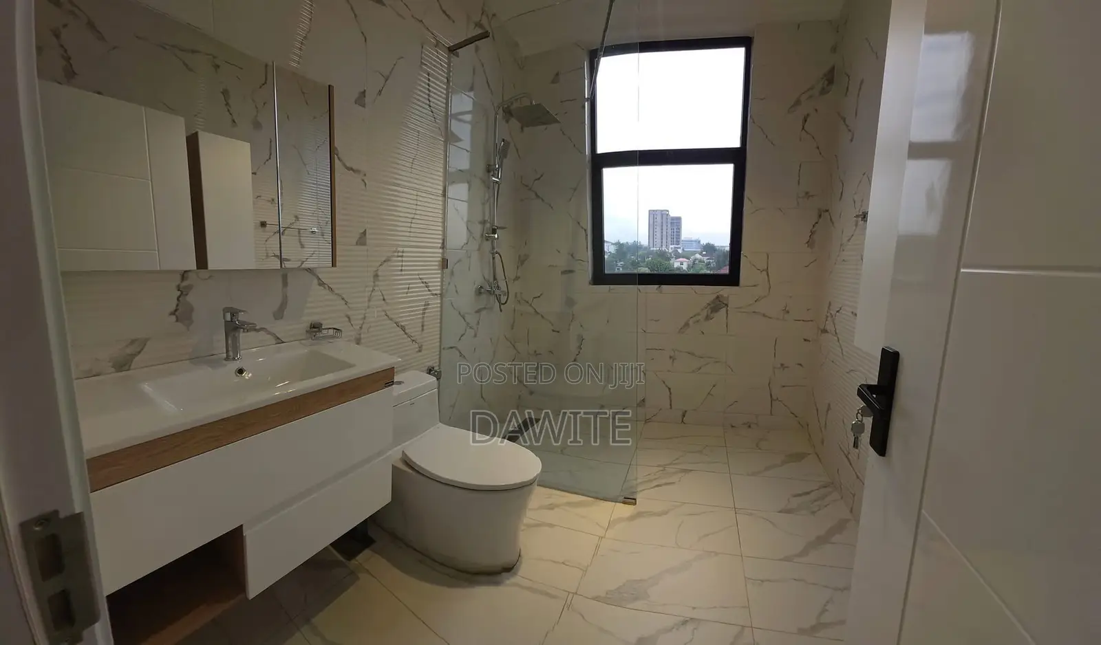 Furnished 4bdrm Apartment in የግል, Bole for sale