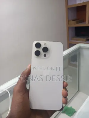New Apple iPhone 15 Pro Max 256 GB White