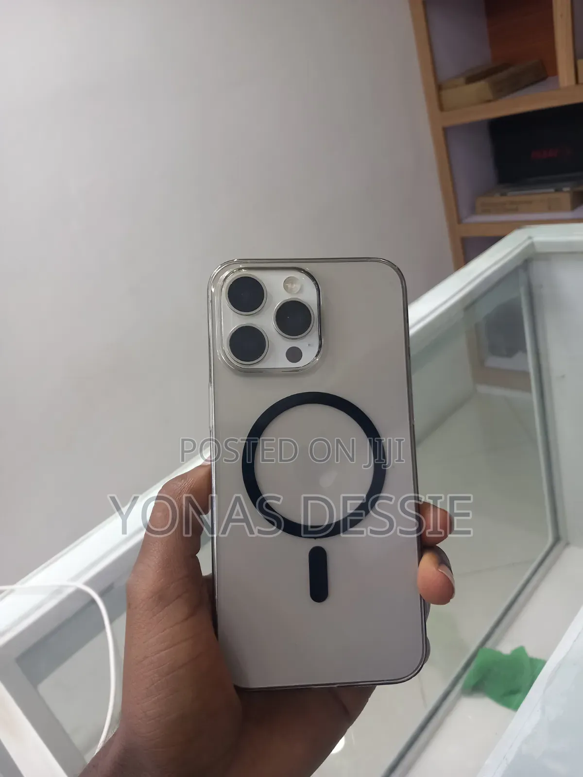 New Apple iPhone 15 Pro Max 256 GB White