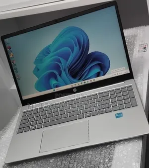 New Laptop HP 15 8GB Intel Core i3 SSD 256GB