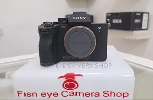 Sony Alpha 7 4