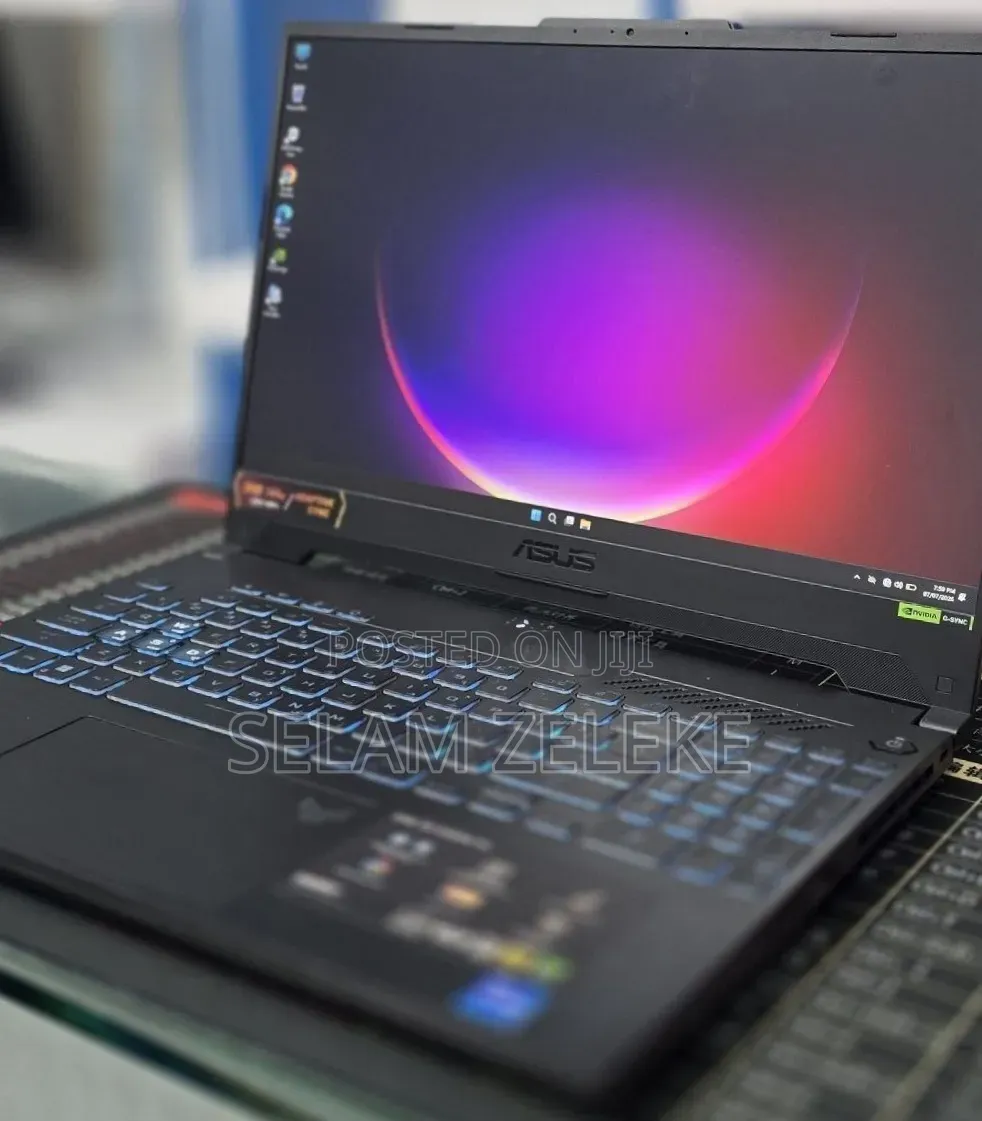 New Laptop Asus 16GB Intel Core i7 SSD 1T