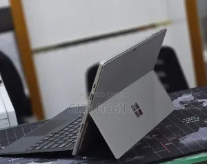 New Laptop Microsoft Surface Pro 7 16GB Intel Core i5 SSD 256GB