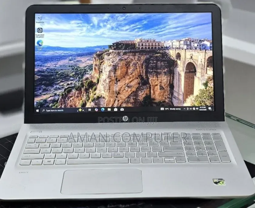 New Laptop HP Envy x360 12GB Intel Core i5 HDD 1T