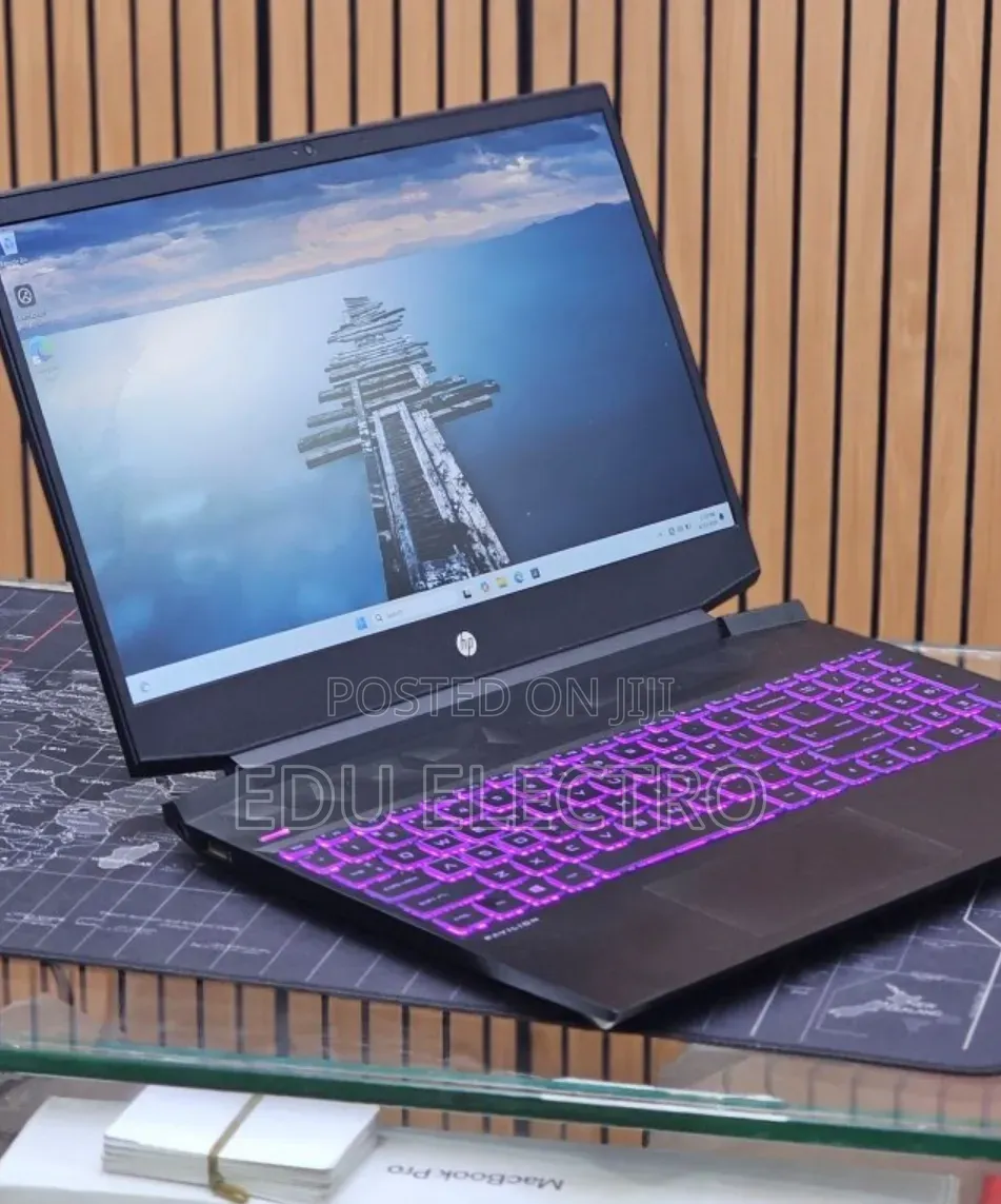 New Laptop HP Pavilion Power 15 8GB AMD Ryzen 5 SSD 512GB