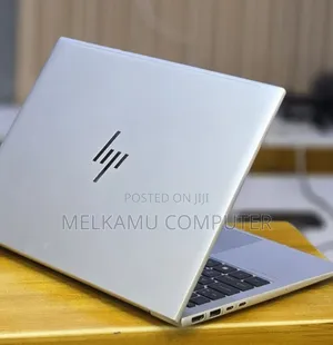 New Laptop HP Elitebook 830 G11 16GB Intel Core i7 SSD 512GB