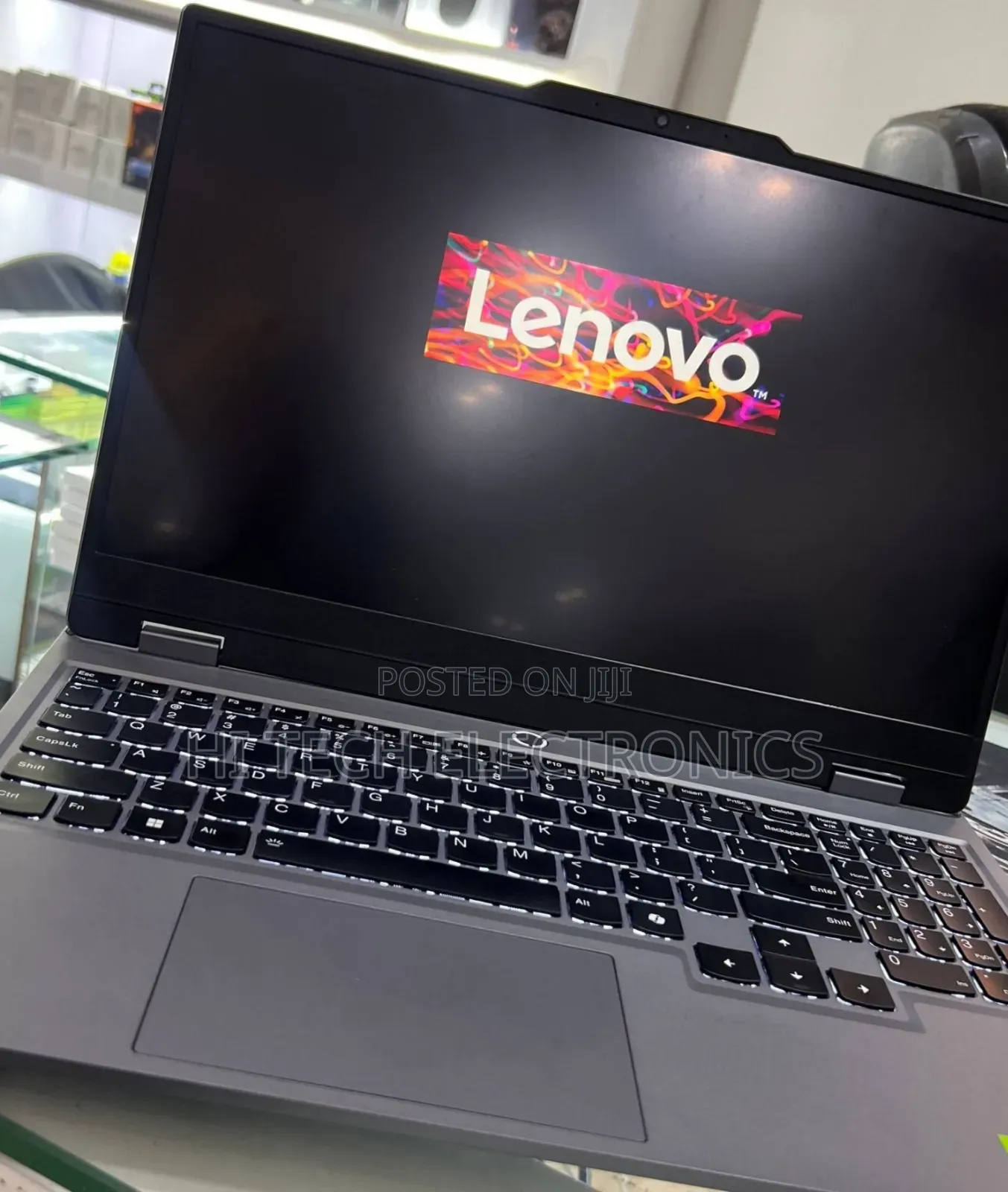 New Laptop Lenovo LOQ 15AHP10 16GB AMD Ryzen 5 SSD 512GB