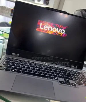 New Laptop Lenovo LOQ 15AHP10 16GB AMD Ryzen 5 SSD 512GB