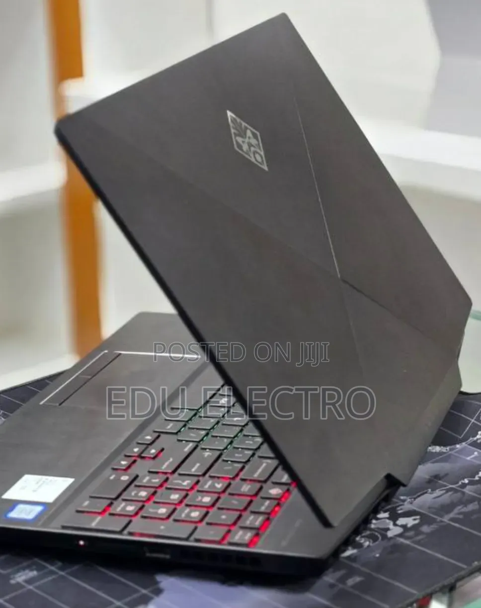 New Laptop HP Omen 15 16GB Intel Core i7 SSD 128GB