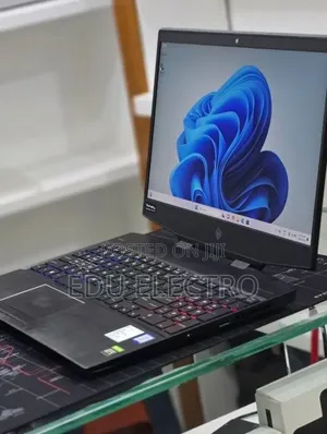 New Laptop HP Omen 15 16GB Intel Core i7 SSD 128GB