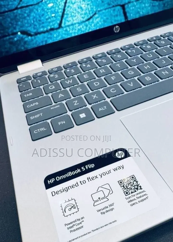 New Laptop HP OmniBook 5 Flip 16GB Intel Core i7 SSD 512GB