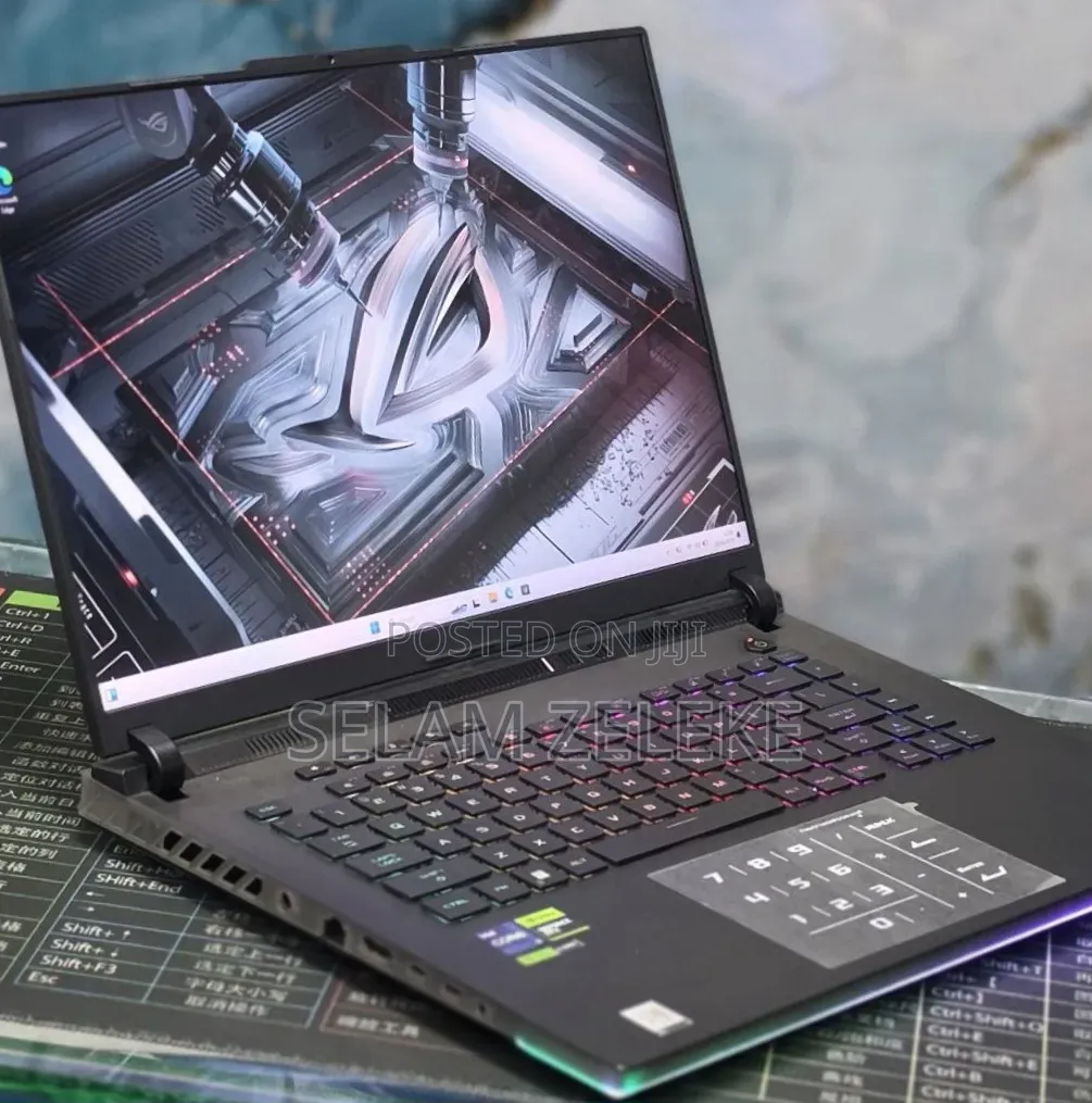 New Laptop Asus 16GB Intel Core i9 SSD 1T