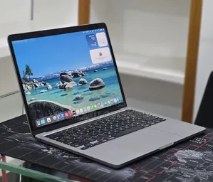 New Laptop Apple MacBook Pro 2022 M2 16GB Apple M2 SSD 512GB