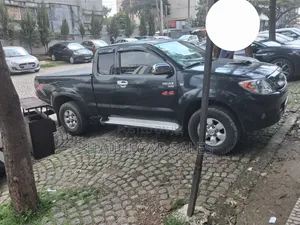 Toyota Hilux 2009 Black