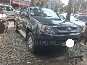 Toyota Hilux 2009 Black