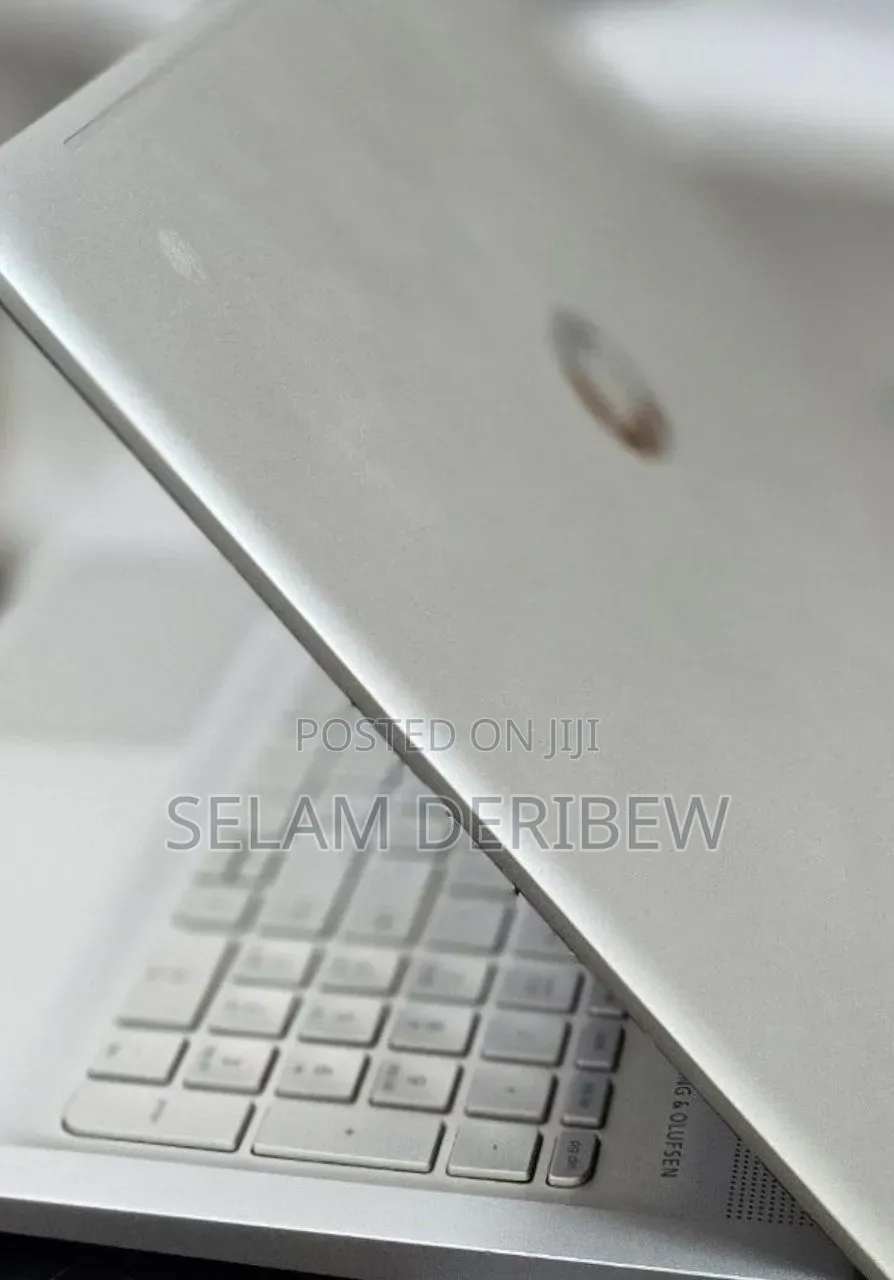 New Laptop HP Envy X2 12GB Intel Core i5 HDD+SSD 1T