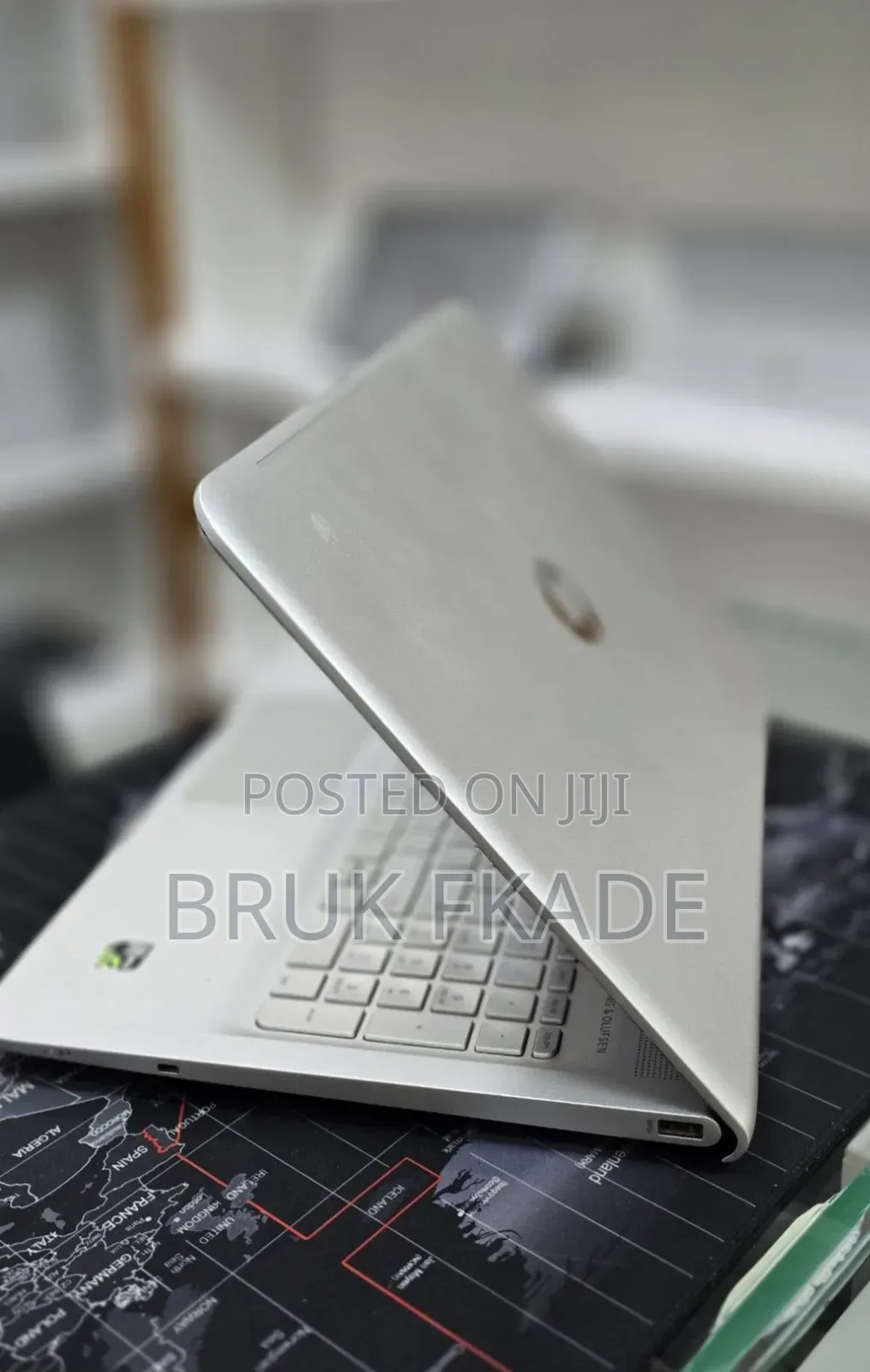 New Laptop HP Envy 15 12GB Intel Core i5 SSD 128GB