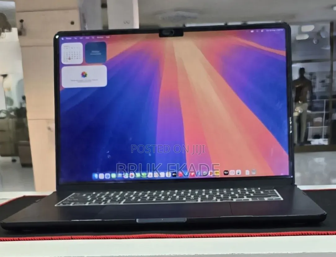New Laptop Apple MacBook Air 2026 M5 16GB Apple M5 SSD 512GB
