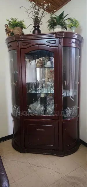 Buffet Furniture in Very Good Condition