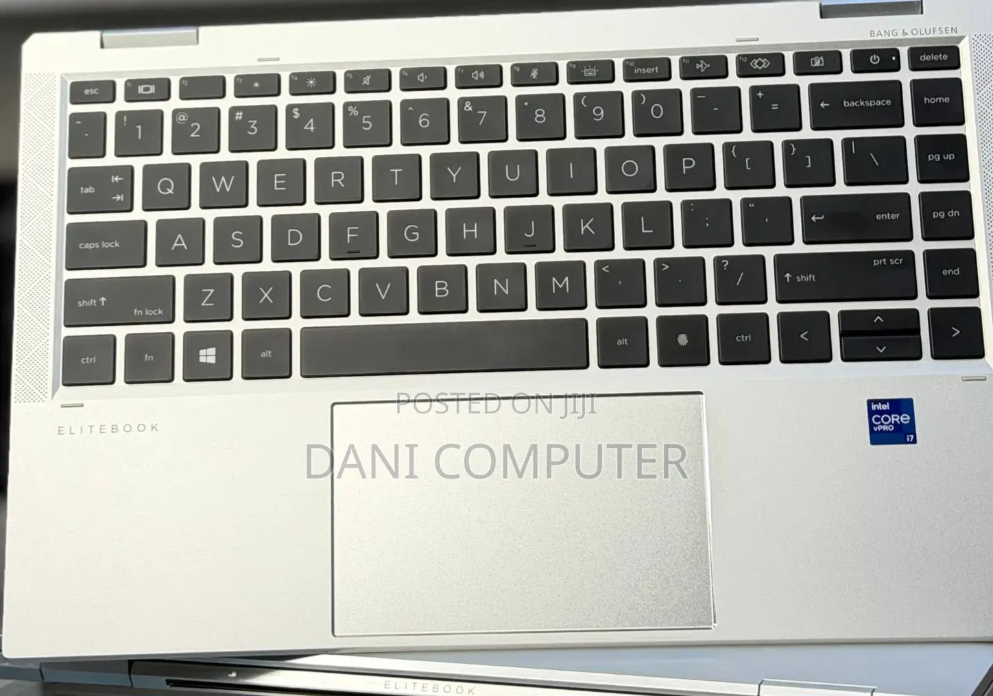 New Laptop HP EliteBook 1040 G8 16GB Intel Core i7 SSD 512GB