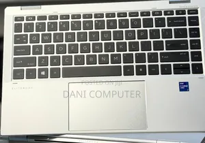 New Laptop HP EliteBook 1040 G8 16GB Intel Core i7 SSD 512GB
