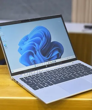 New Laptop HP Elite x360 830 G10 16GB Intel Core i7 SSD 512GB