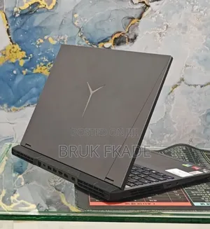 New Laptop Lenovo Legion 5 16GB AMD Ryzen 7 SSD 512GB