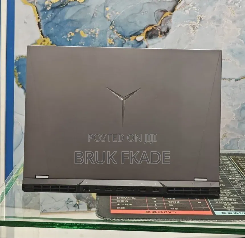 New Laptop Lenovo Legion 5 16GB AMD Ryzen 7 SSD 512GB
