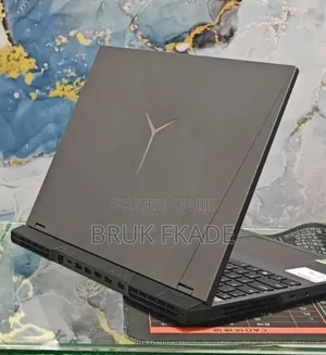 New Laptop Lenovo Legion 5 16GB AMD Ryzen 7 SSD 512GB