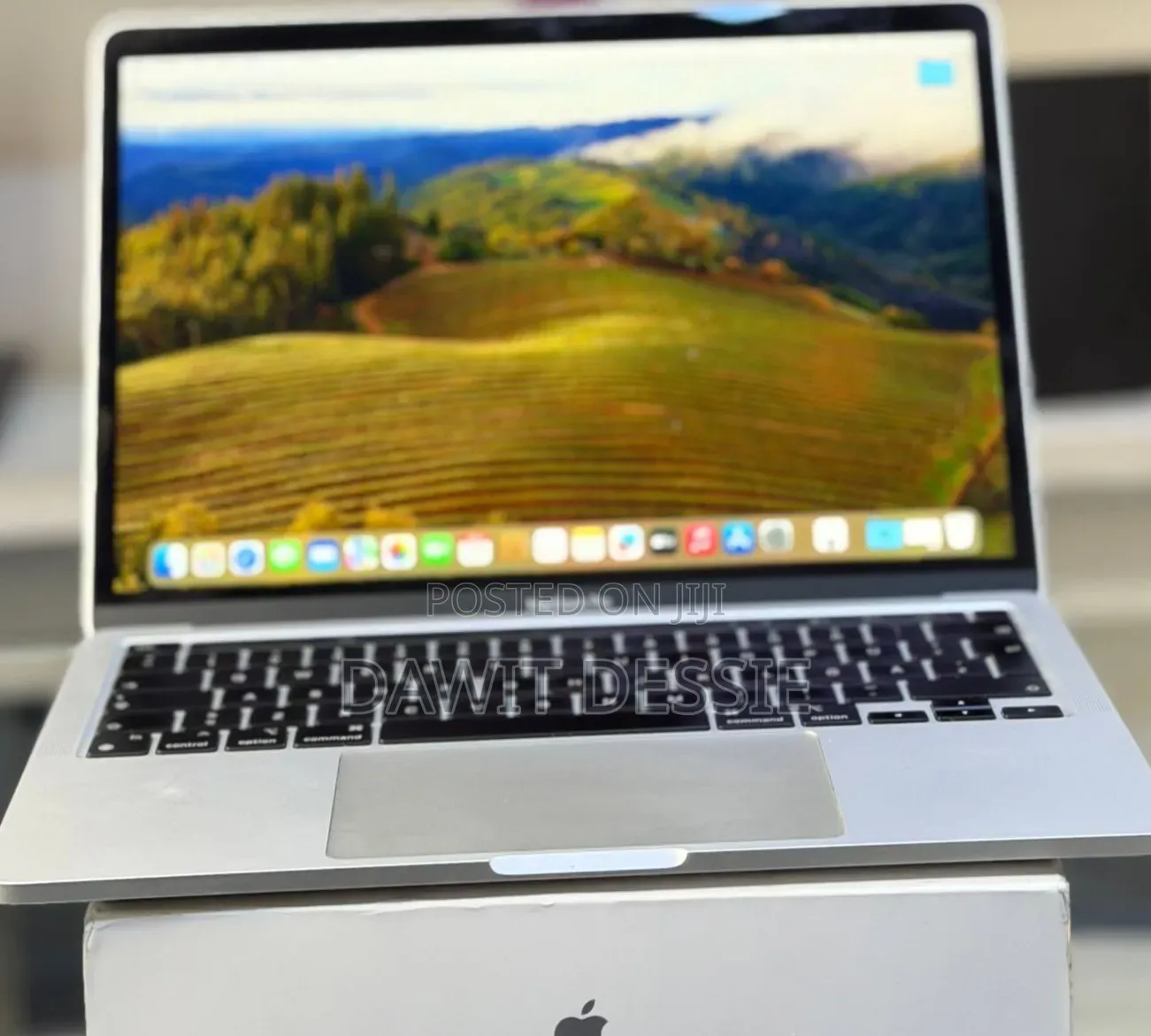 New Laptop Apple MacBook Pro 2021 M1 8GB Apple M1 Pro SSD 512GB