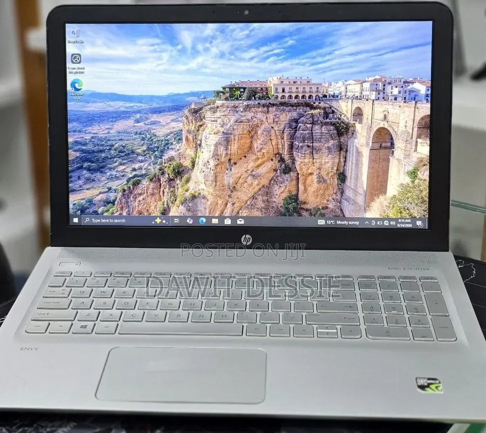 Laptop HP 12GB Intel Core i5 HDD+SSD 128GB