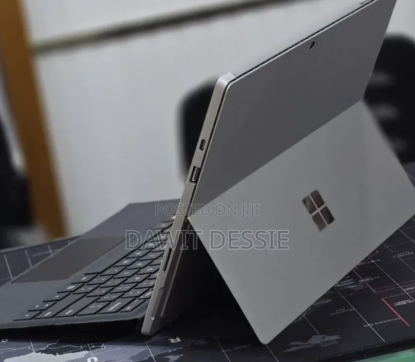 New Laptop Microsoft Surface Pro 7+ 16GB Intel Core i5 SSD 256GB