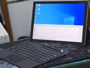 New Laptop Microsoft Surface Pro 7+ 16GB Intel Core i5 SSD 256GB